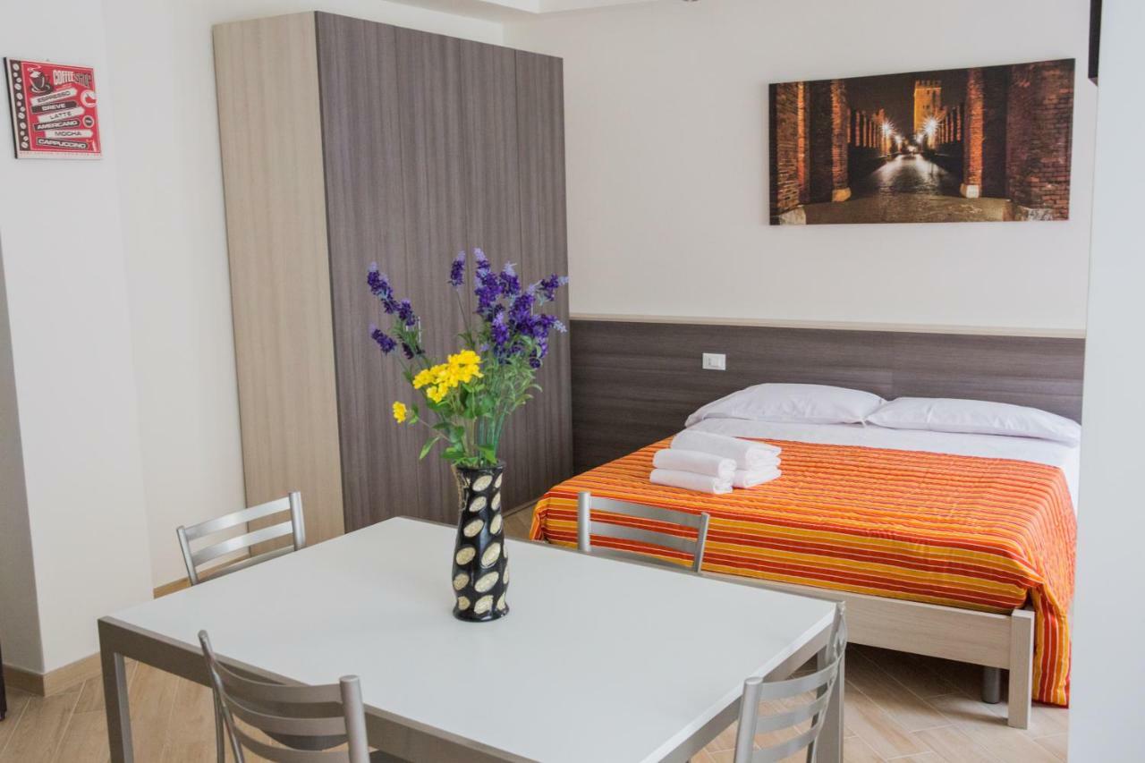 Family Apartment London Verona Eksteriør billede