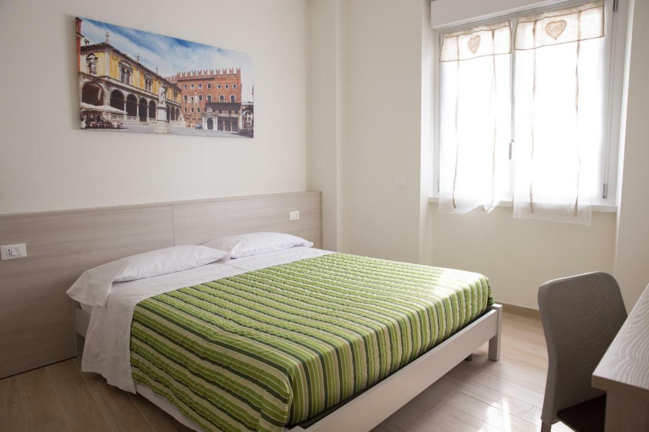 Family Apartment London Verona Eksteriør billede